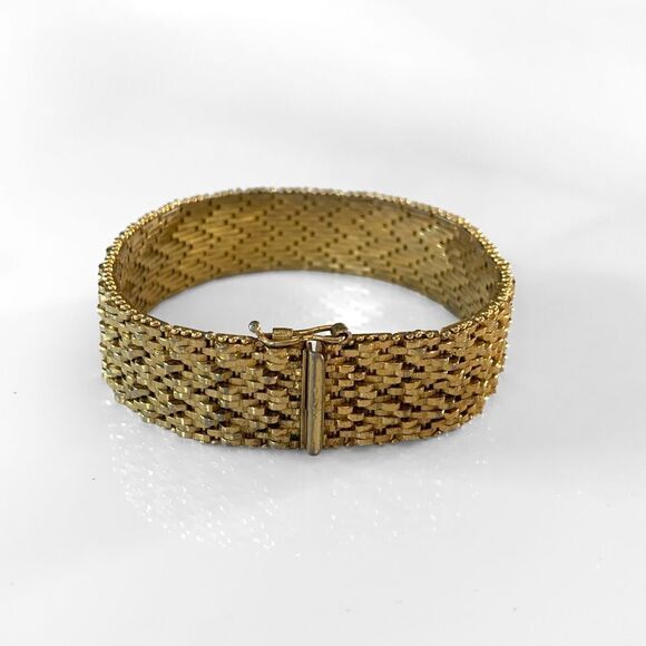 Vintage Gold Plated Italian Mesh Bracelet - Picture 2 of 6